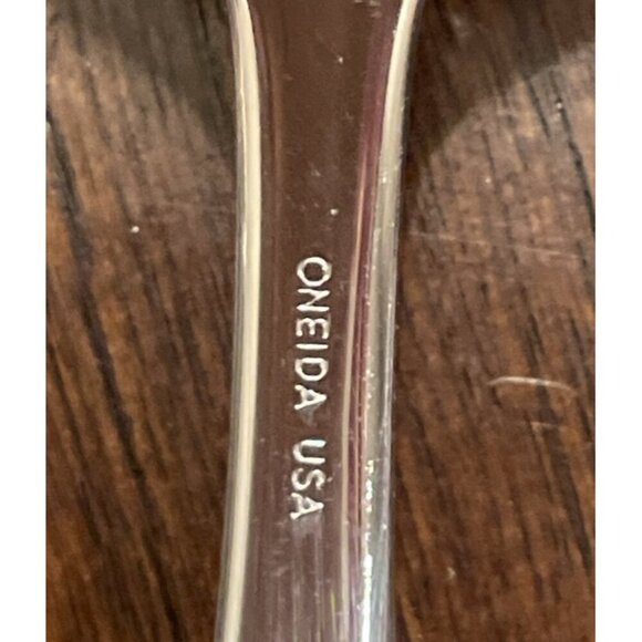 Oneida‎ USA Golden Aquarius Stainless Steel 5 Piece Hostess Set Spoon Fork Knife - Picture 3 of 3